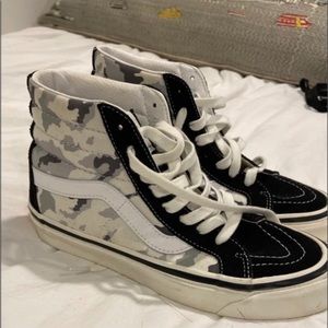 Vans Camo Hightop Sneakers